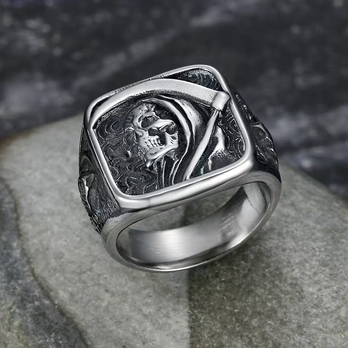 Kemstone Stainless Steel Hooded Skull Ring for Men TR0498
