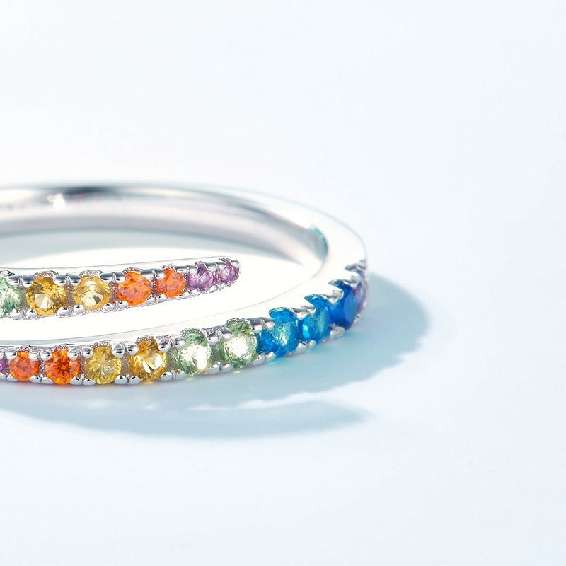 Anillo arcoíris geométrico minimalista de diseño original hecho a mano por Kemstone - Ajustable - Plata S925 - Platino