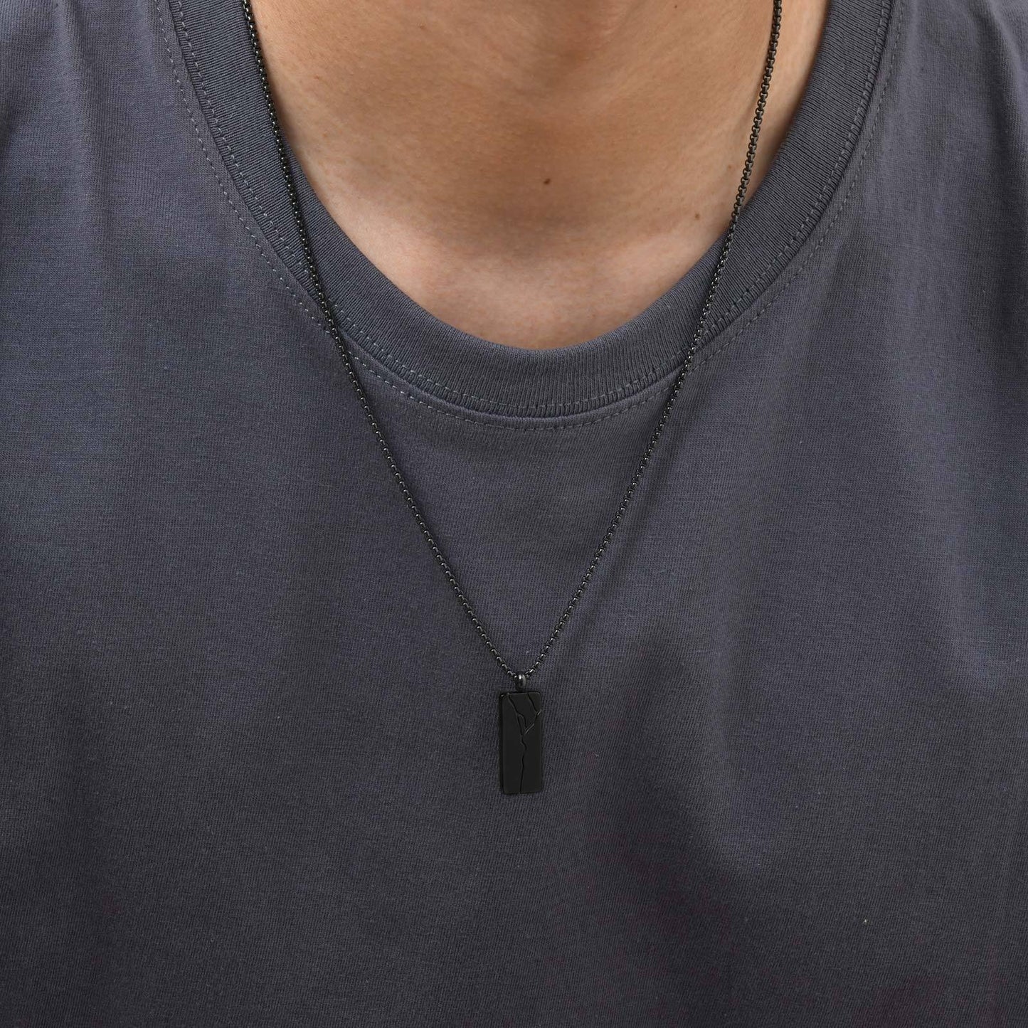 Kemstone Stainless Steel Crack Pattern Bar Pendant Necklace for Men NC-2319