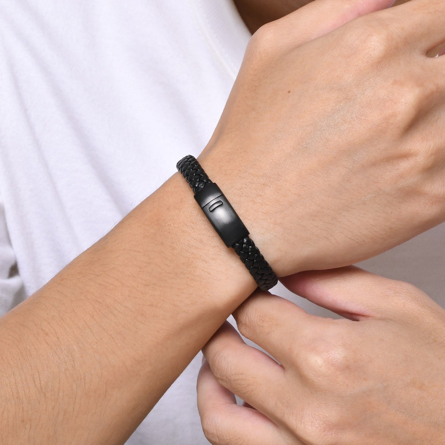 Kemstone Men’s Braided Leather Bracelet – Stainless Steel Black Clasp BL-674