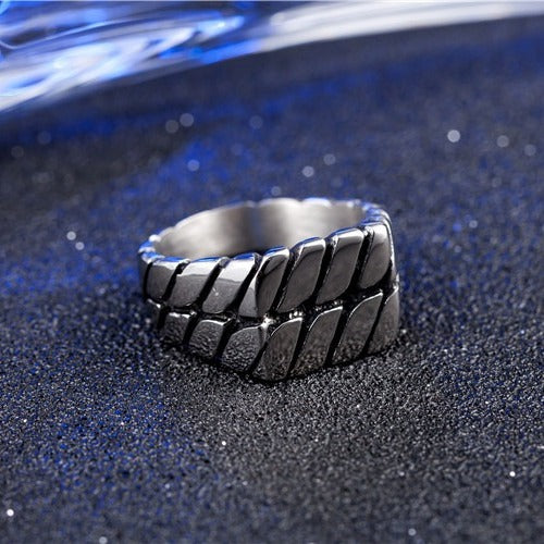 Kemstone Titanium Steel Tread Pattern Ring for Men R0202