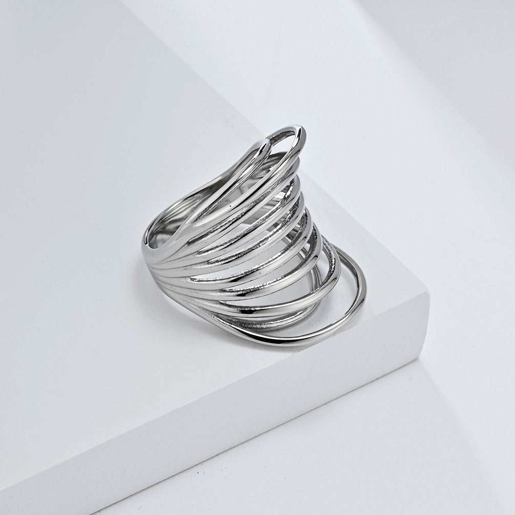 Anillo de acero y titanio con elegancia francesa: joya de oro ajustable y llamativa para mujer, pieza minimalista apilable y llamativa K-R932