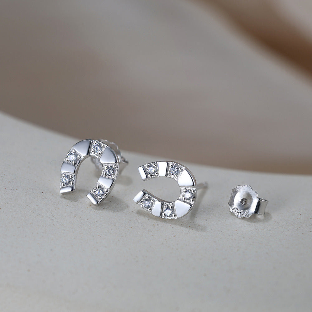 Lucky Horseshoe Stud Earrings – 925 Sterling Silver, Gold/Platinum Plated, Handmade by Kemstone A4-APE145