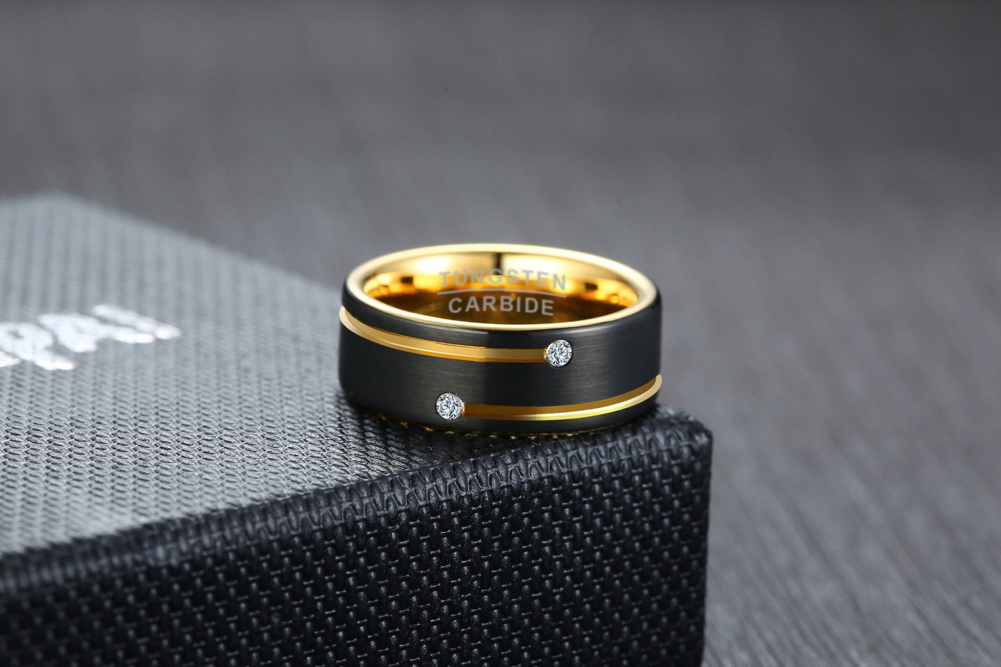 Kemstone Tungsten Ring – Black Gold Inlaid Zircon Slot Design Men’s Jewelry TCR-089