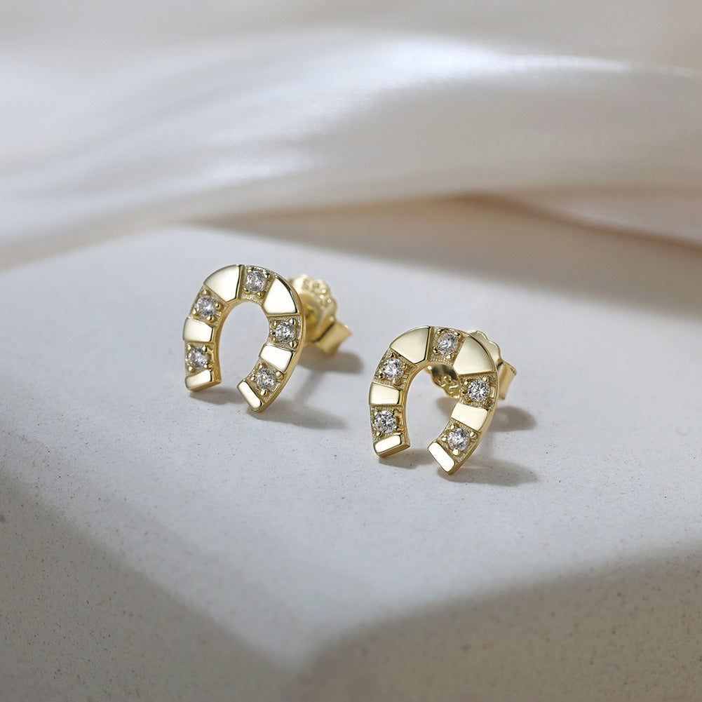 Lucky Horseshoe Stud Earrings – 925 Sterling Silver, Gold/Platinum Plated, Handmade by Kemstone A4-APE145