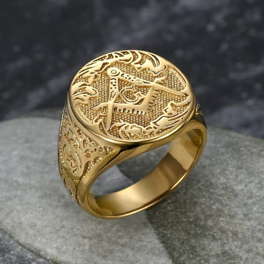 Kemstone Men’s Stainless Steel Vintage Emblem Signet Ring – Silver Gold TR0510