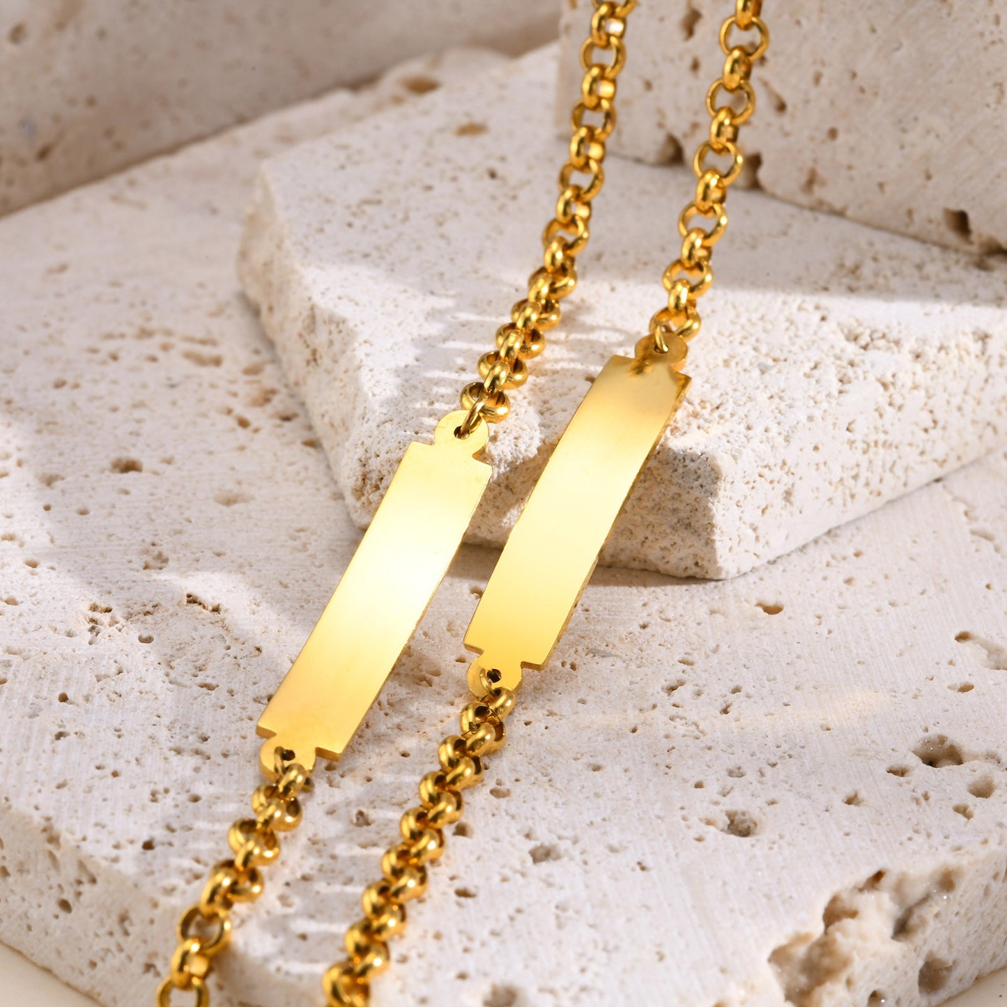 Stainless Steel Curved Pendant & Pearl Chain Bracelet for Women - Golden Minimalist Jewelry with Adjustable Clasp BR-2179