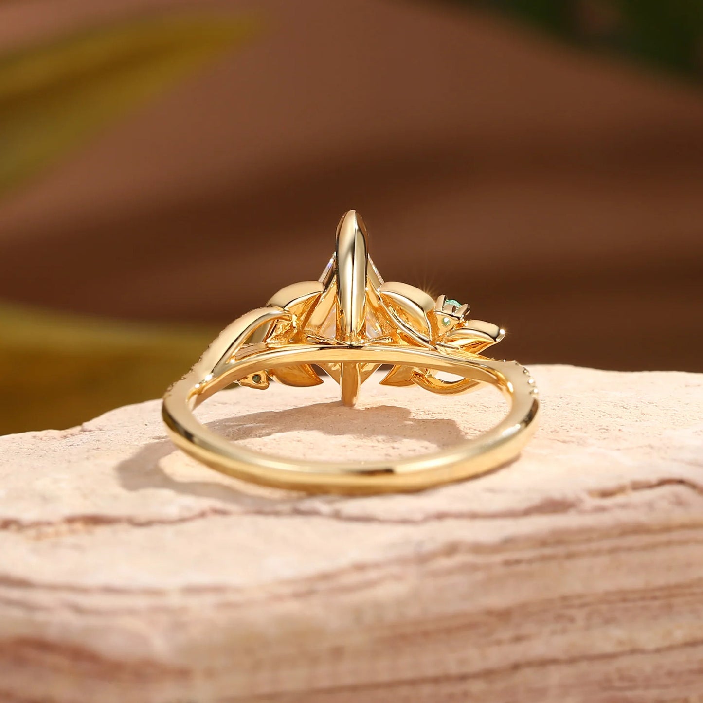 Kemstone Kite Cut Moissanite Leaf Ring Set for Women – Nature Inspired Stackable Engagement Ring in S925 Sterling Silver 18K Gold Plated T7-YC0317RS