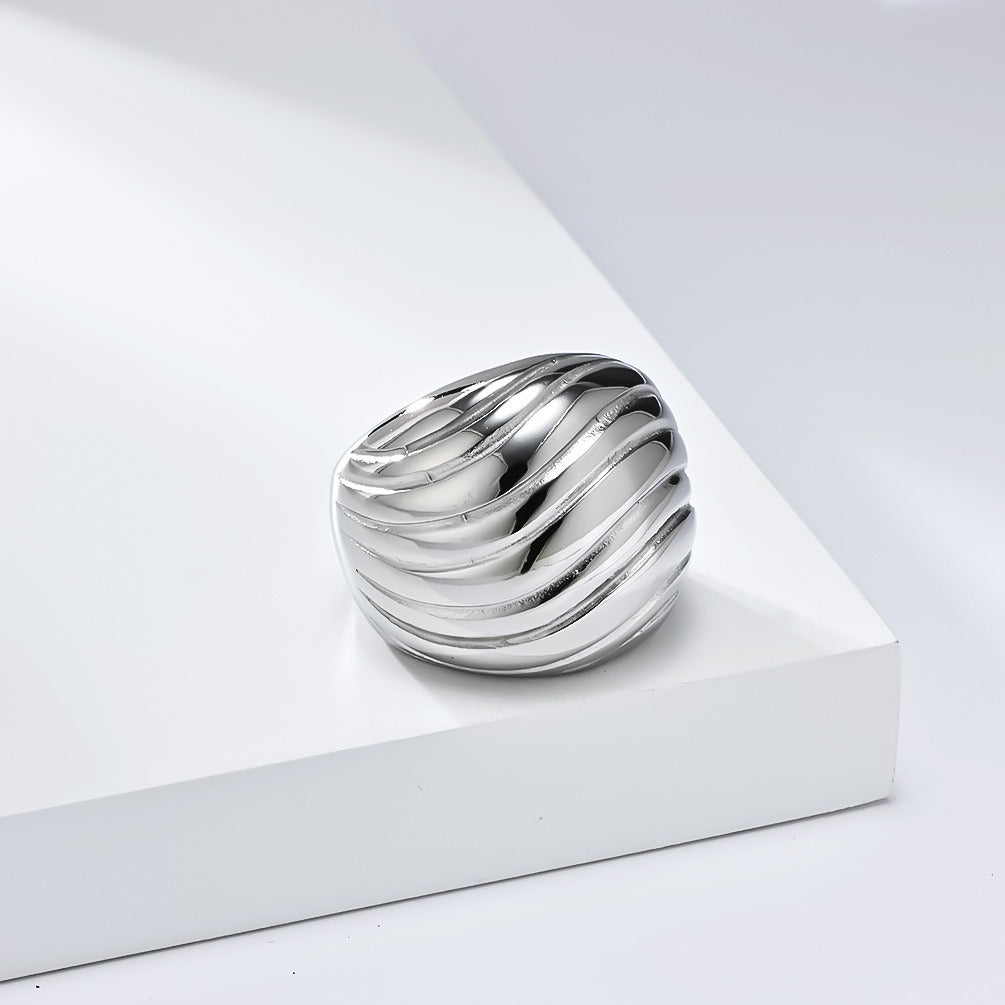 Anillo minimalista francés de acero y titanio de alto brillo: joya geométrica llamativa para mujer, diseño abierto ajustable con un toque urbano K-R967
