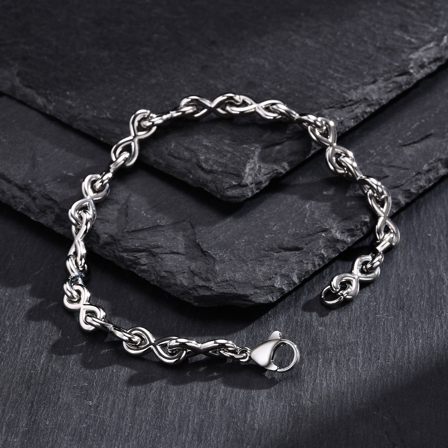 Kemstone Stainless Steel Twisted Link Bracelet for Men Silver BR2152