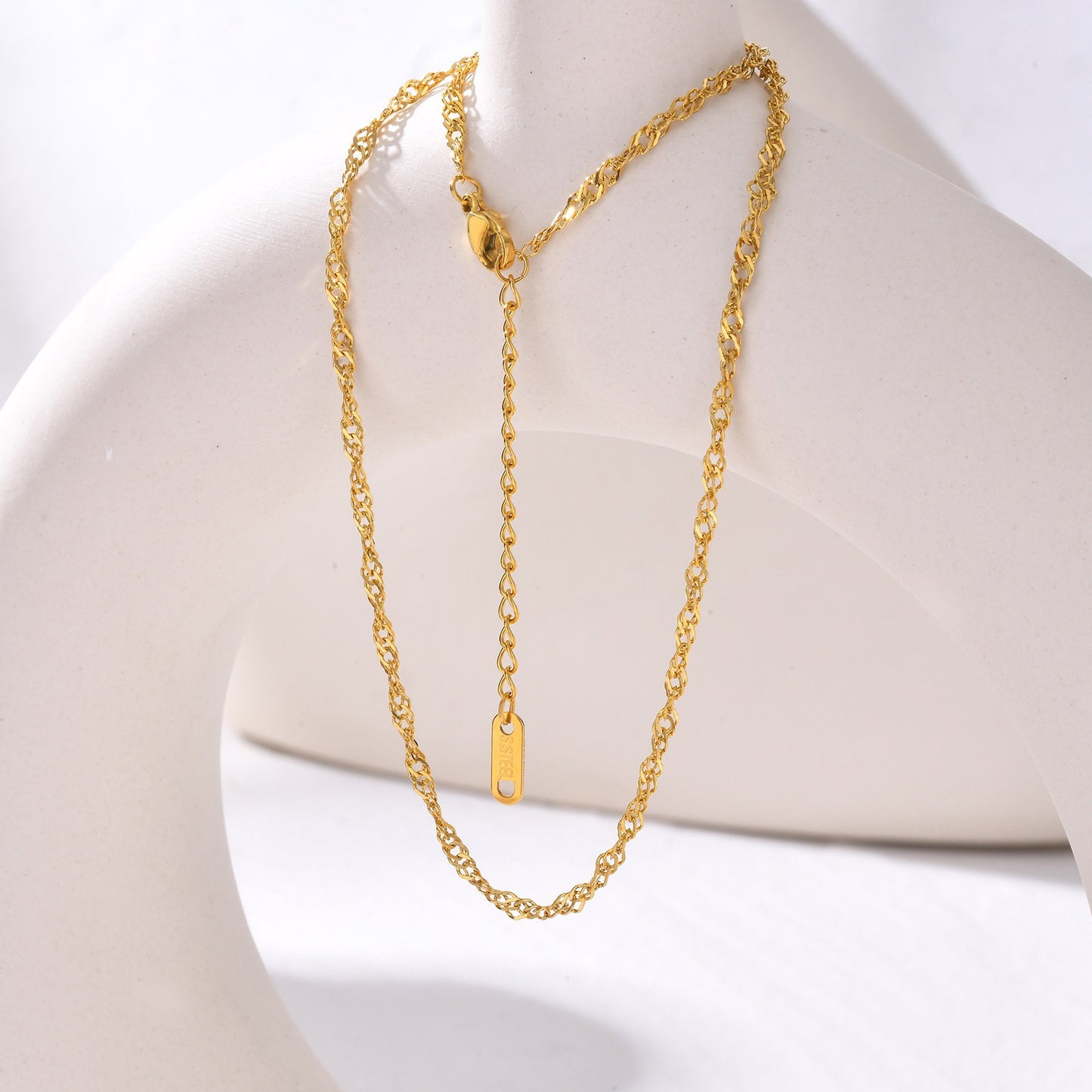 Bracciale e cavigliera in acciaio inossidabile con effetto onda d'acqua - Eleganza personalizzata per la grazia quotidiana BR-1315