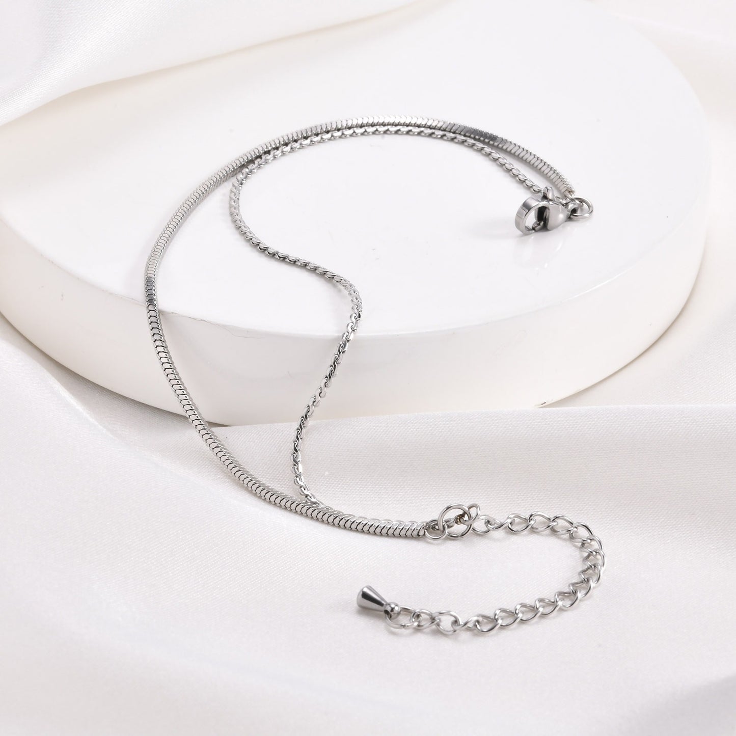 Pulsera de acero inoxidable de doble capa con cadena en forma de S para mujer - Joyería apilable de moda BR2102
