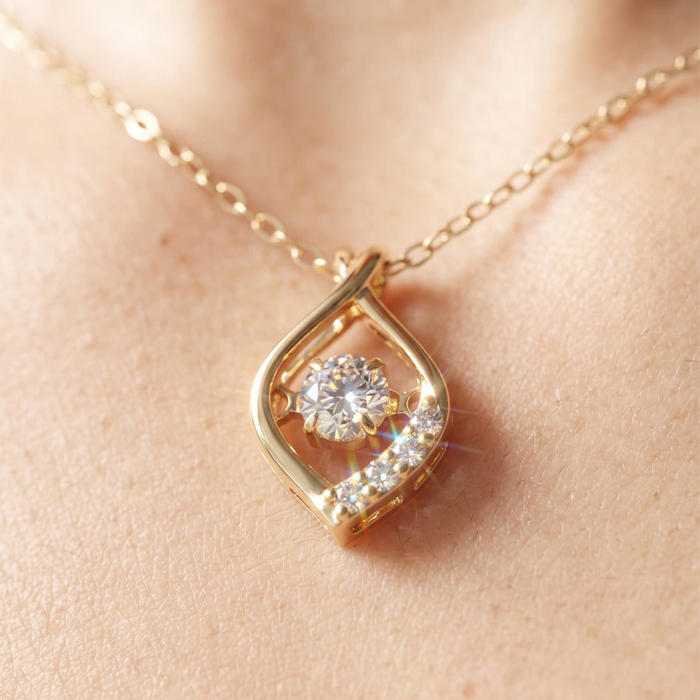 Kemston Teardrop 0.3CT Moissanite Pendant Necklace for Women 925 Sterling Silver SMON22
