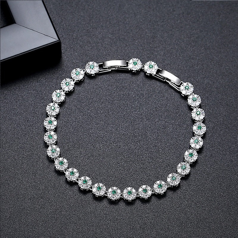 Delicada pulsera de cadena de tenis floral con micropavé de circonitas Kemstone: elegante diseño de doble cierre, hecha a mano para un look glamuroso diario B24090302