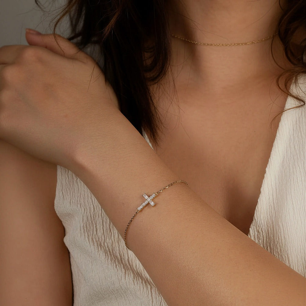 Kemston Moissanite Cross Bracelet for Women 925 Sterling Silver Gold Tone MOB03