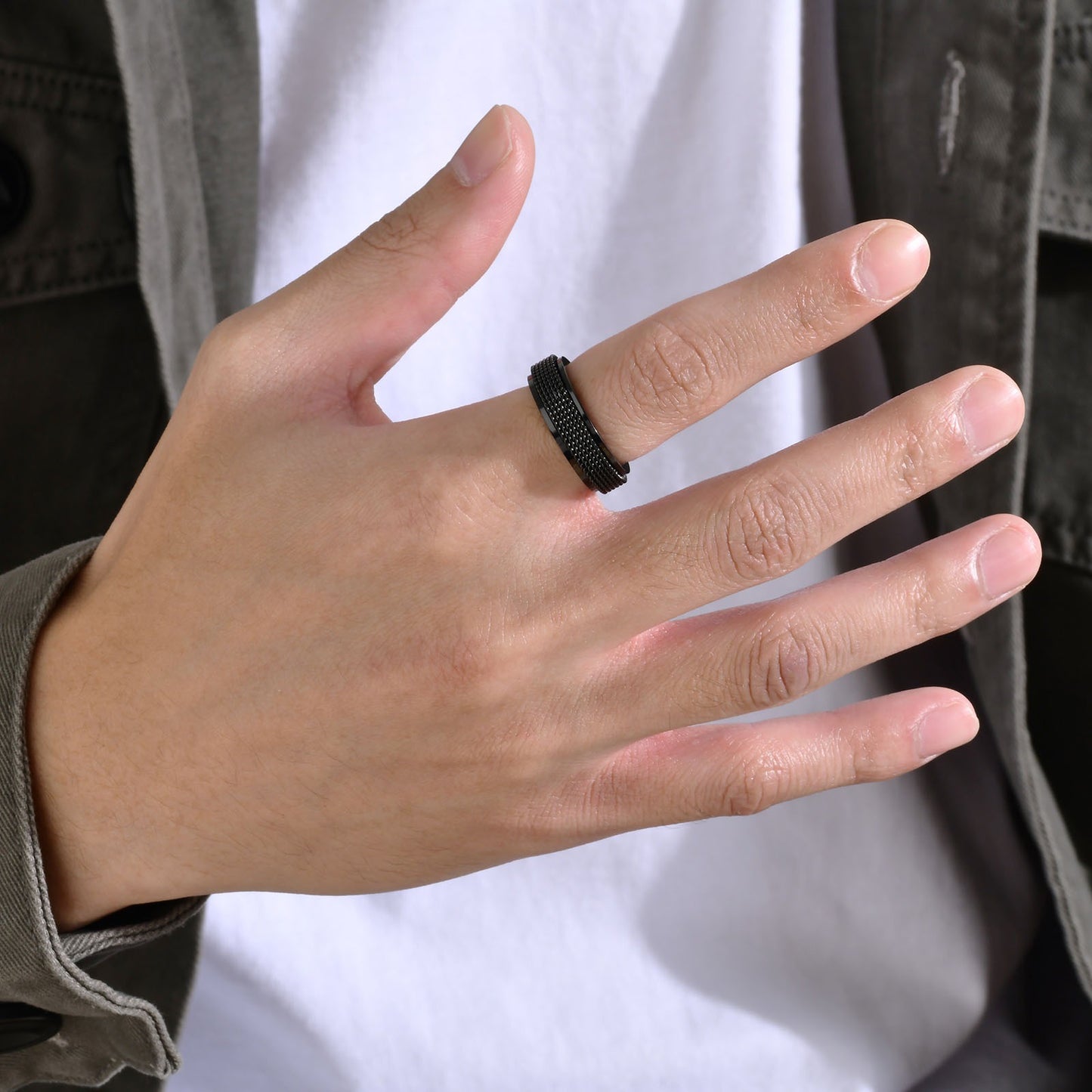 Stainless Steel Spinner Ring for Men – Chain Mesh Design | Fidget Band Ring R-664