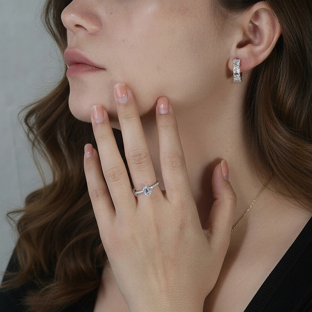 Kemstone 5×7mm Emerald Cut Moissanite Ring in 925 Sterling Silver for Women – MOR08