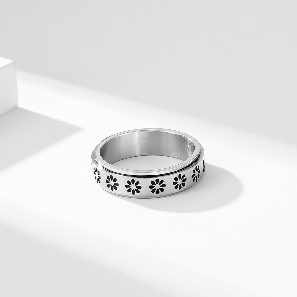Kemstone Flower Spinner Ring Stainless Steel Rotating Band for Men & Women K-R633