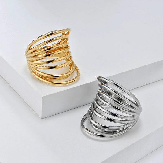 Anillo de acero y titanio con elegancia francesa: joya de oro ajustable y llamativa para mujer, pieza minimalista apilable y llamativa K-R932