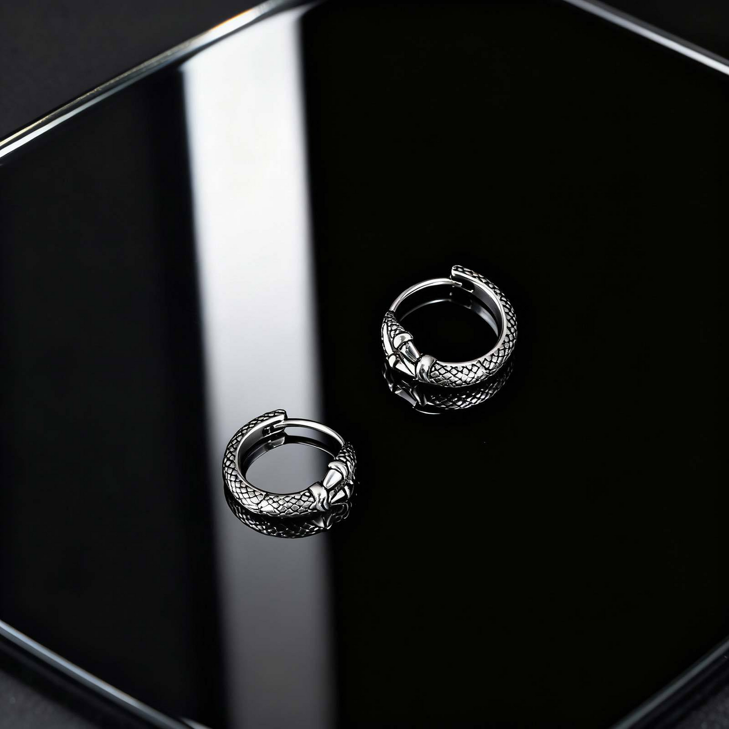 Kemstone Stainless Steel Geometric Claw Hoop Earring for Men – Retro Punk EH-837S