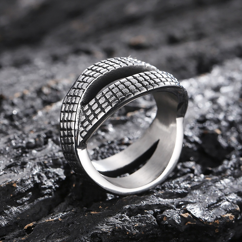 Kemstone Crossed Infinity Grid Titanium Steel Ring for Men – Vintage Oxidized Wide KR104179-BDJX