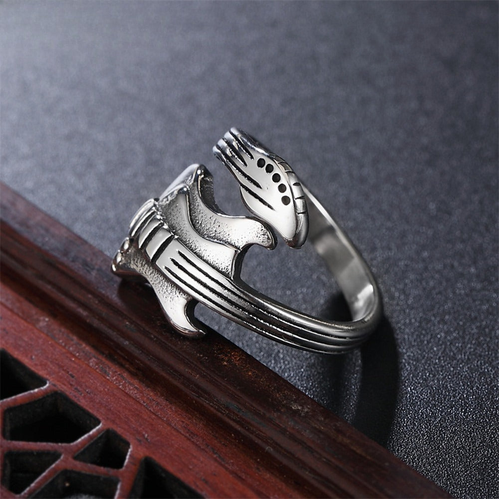 Kemstone Electric Guitar Ring for Men Titanium Steel Wrap R0113