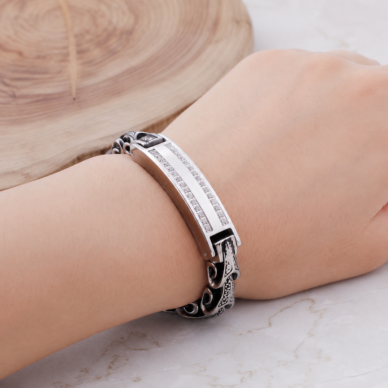 Kemstone Dragon Bone Link Bracelet for Men Titanium Steel Cubic Zirconia Accent KB105168-BD