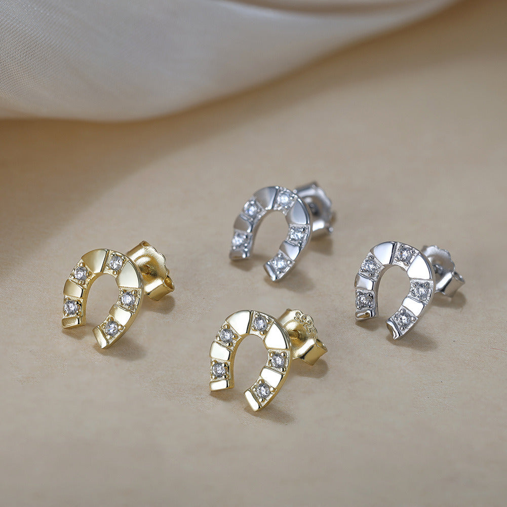 Lucky Horseshoe Stud Earrings – 925 Sterling Silver, Gold/Platinum Plated, Handmade by Kemstone A4-APE145
