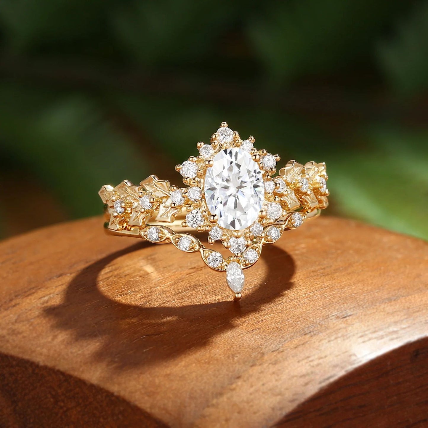Kemstone Vintage Mandarin Garnet & Moissanite Ring Set for Women – S925 Sterling Silver 18K Gold Plated Stackable Bridal Ring T7-YC0297RS