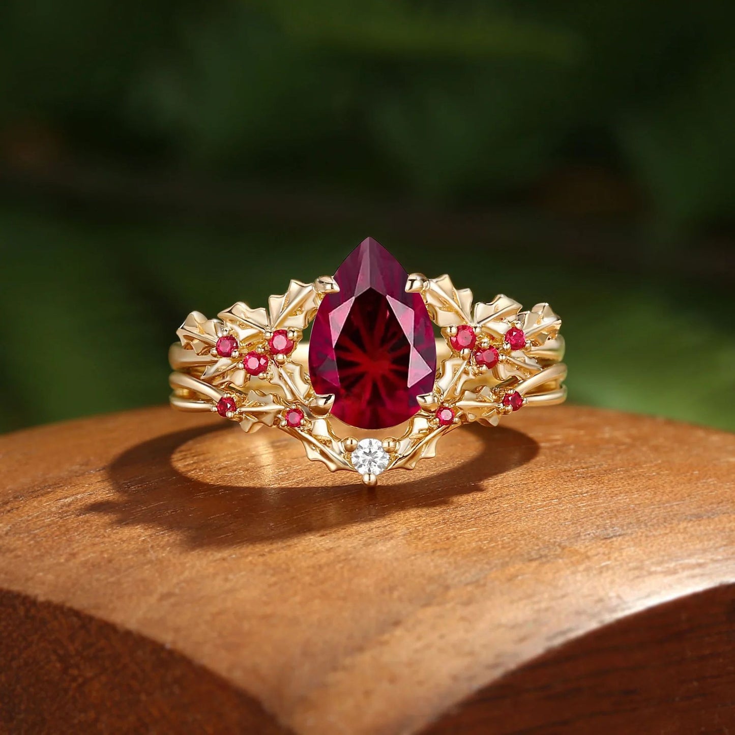 Kemstone Lab-Grown Pigeon Blood Ruby Ring Set for Women – Pear Shaped Stackable Bridal Ring in S925 Sterling Silver 18K Gold Plated T7-YC0299RS