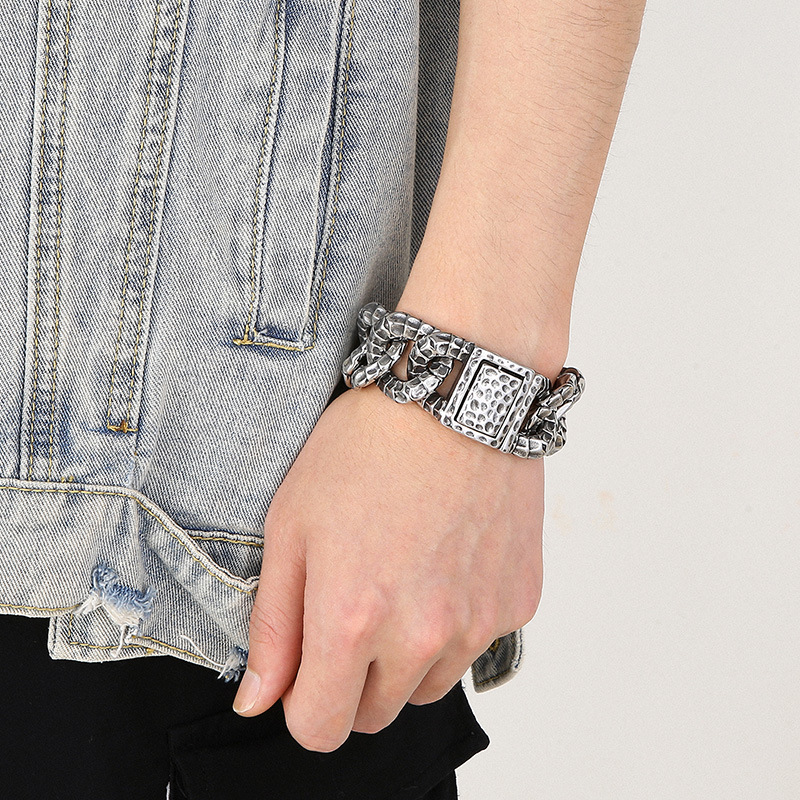 Kemstone Snake Chain Bracelet for Men Titanium Steel Snake Scale Link Design KB165138-KJX