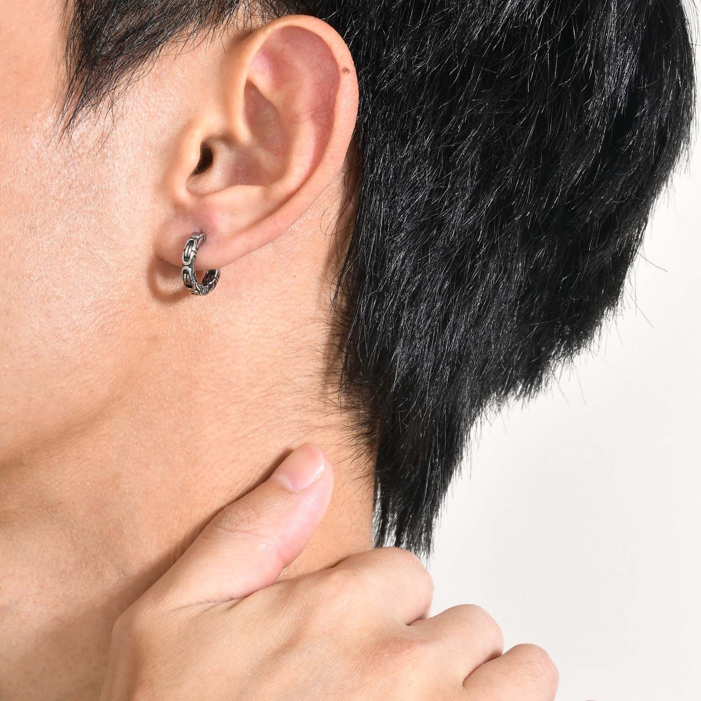 Kemstone Stainless Steel Hoop Earrings – Silver Gothic Punk Huggie Jewelry for Men EH-48