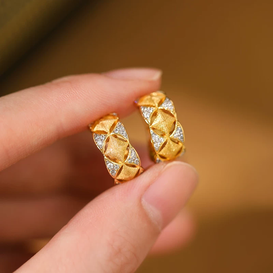 Pendientes de aro vintage estilo italiano de plata de ley 925 bañados en oro para mujer con circonita blanca NWE-0512286