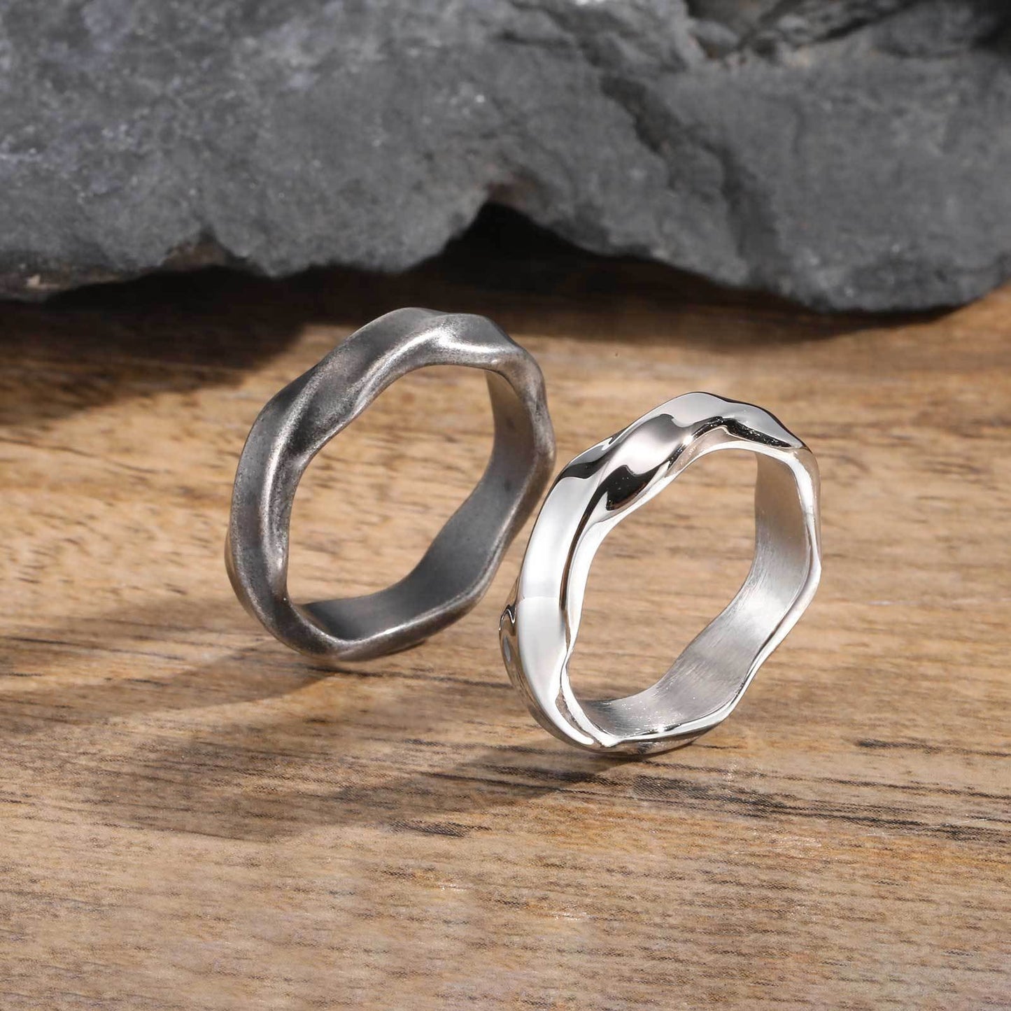 Kemstone Stainless Steel Möbius Ring – Men’s Vintage Silver Gold Band RC-727