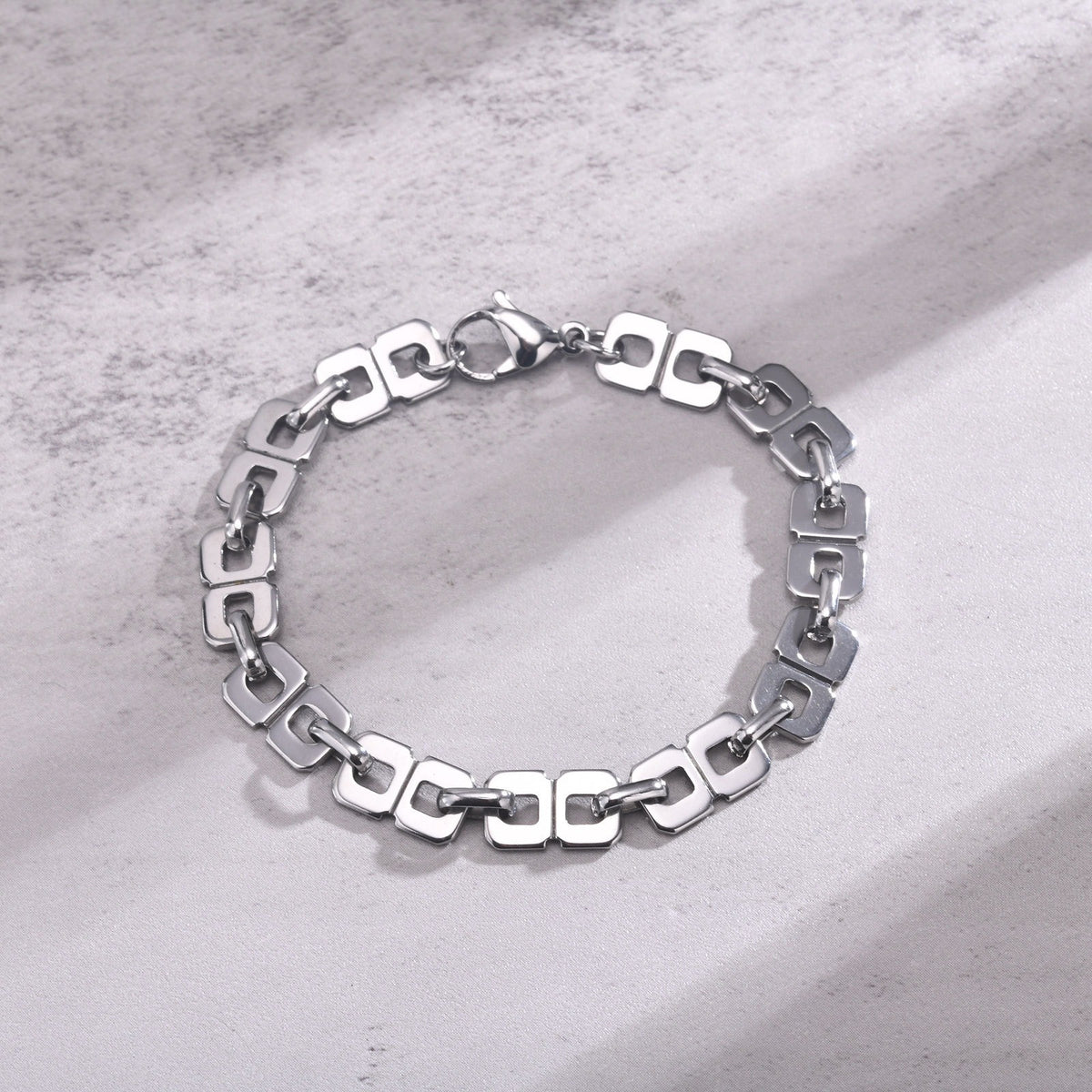 Kemstone Stainless Steel Figure 8 Link Bracelet for Men BR-1935