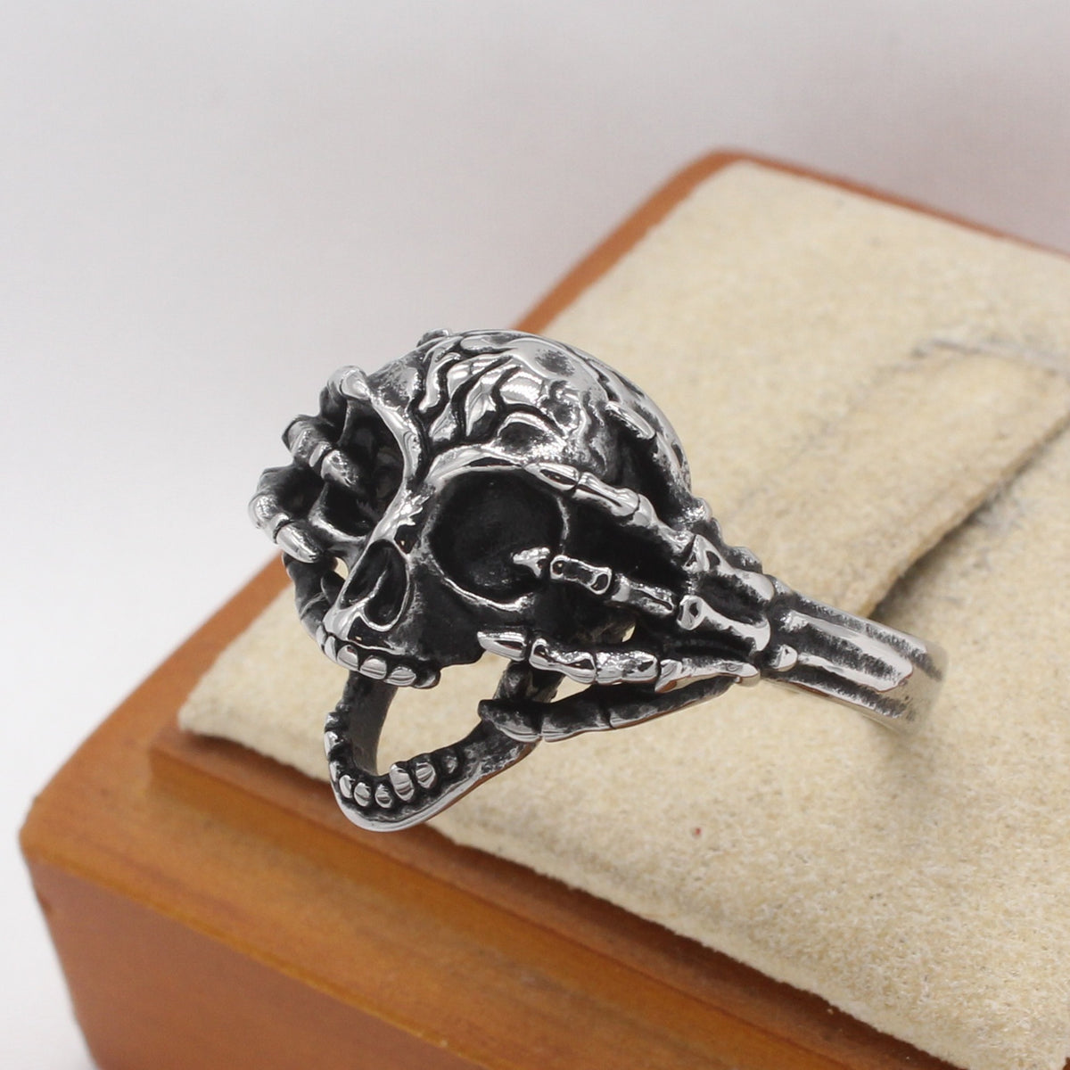 Kemstone Skull Face Ring for Men Titanium Steel Gothic Vintage R1934
