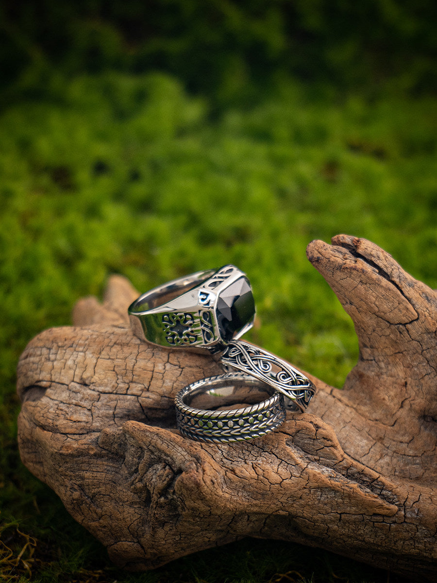 Kemstone Openwork Pattern Ring – Titanium Steel 6MM for Men & Women NW-JZ245