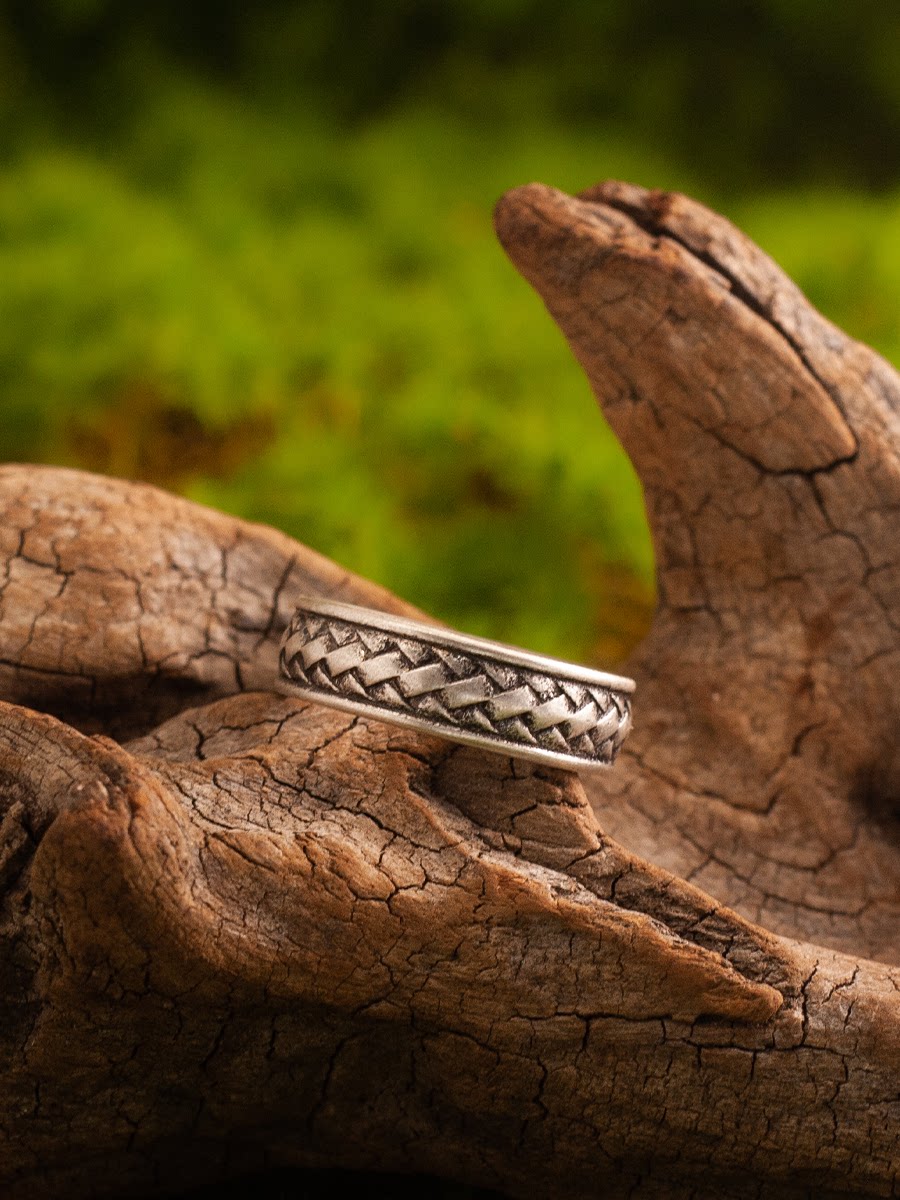 Kemstone Braided Texture Ring – Titanium Steel 7MM for Men NW-JZ167