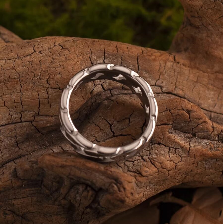 Kemstone Titanium Steel Chain-Link Ring for Men & Women – 7mm Width NW-JZ320