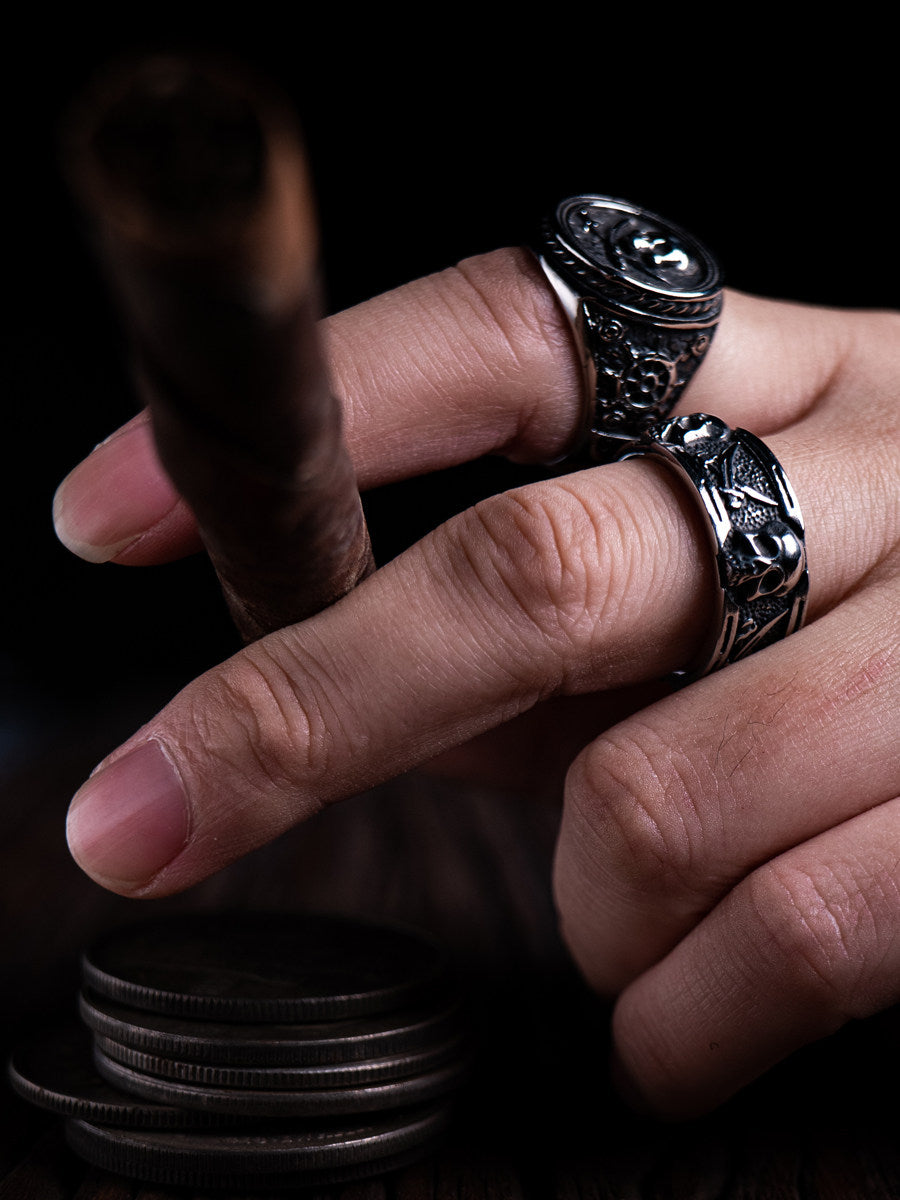 Kemstone Pirate Skull Signet Ring – Titanium Steel Vintage Punk NW-JZ107