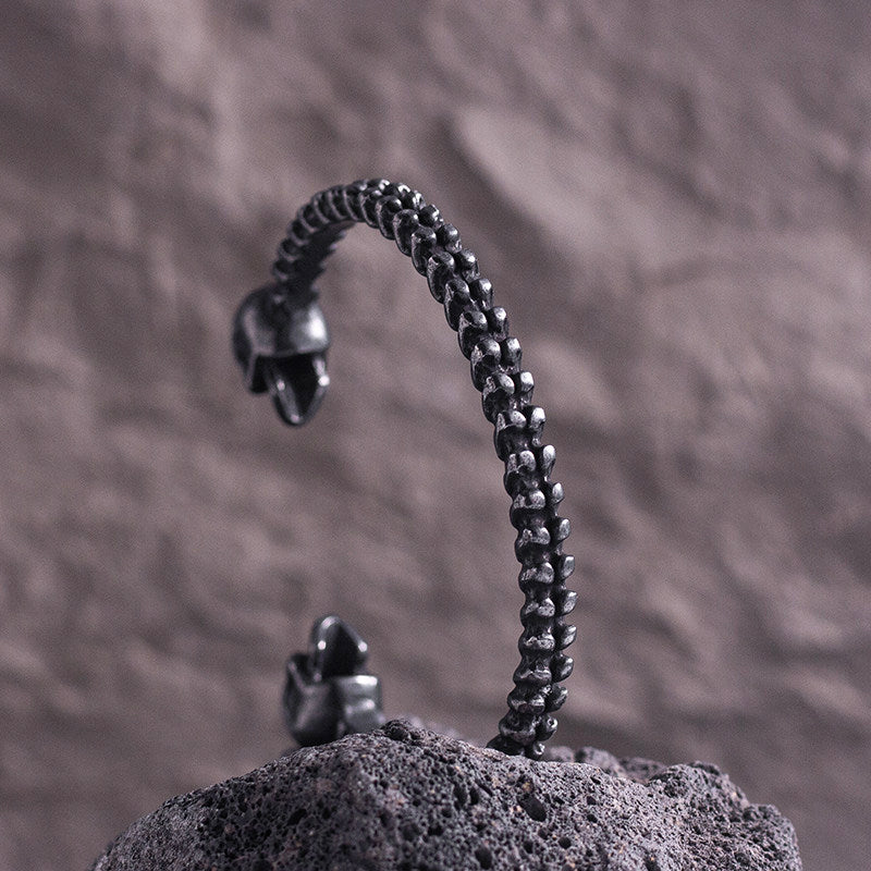 Kemstone Titanium Steel Spine Skull Bracelet for Men Dark Vintage NW-ZJ479
