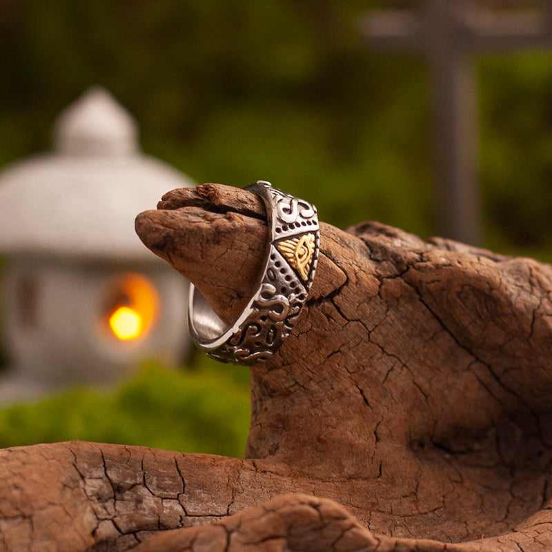 Kemstone Titanium Steel All-Seeing Eye Ring for Men – Gold Accents NW-JZ318