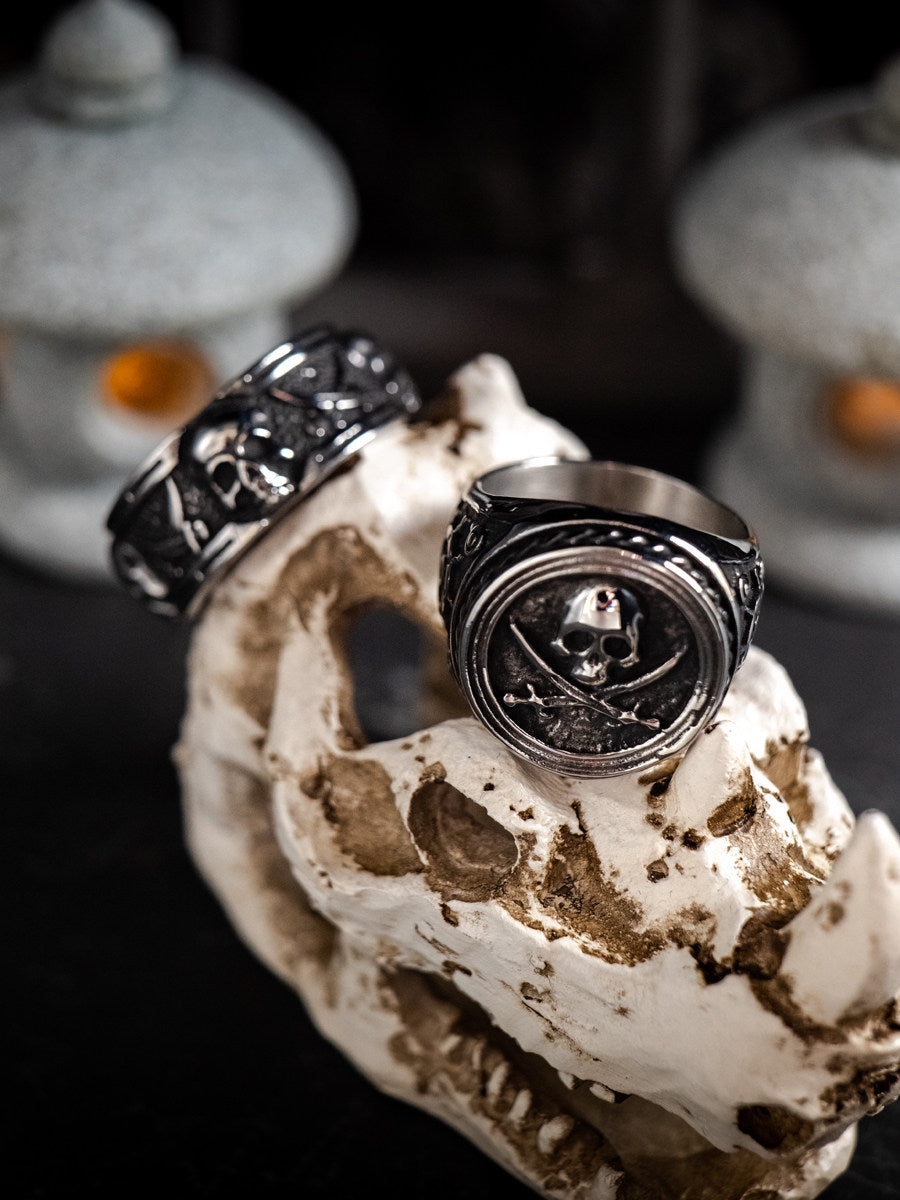 Kemstone Pirate Skull Signet Ring – Titanium Steel Vintage Punk NW-JZ107