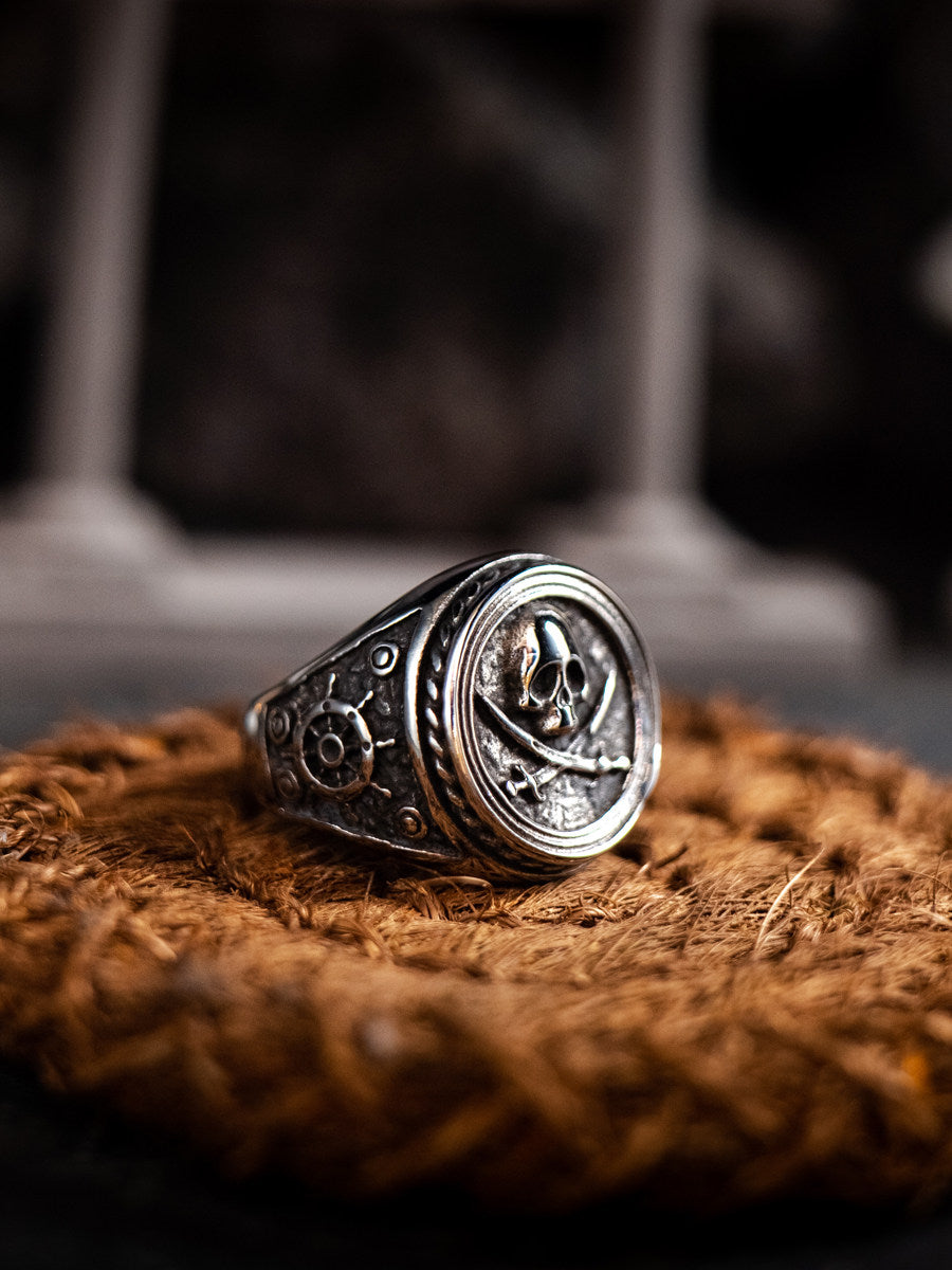 Kemstone Pirate Skull Signet Ring – Titanium Steel Vintage Punk NW-JZ107