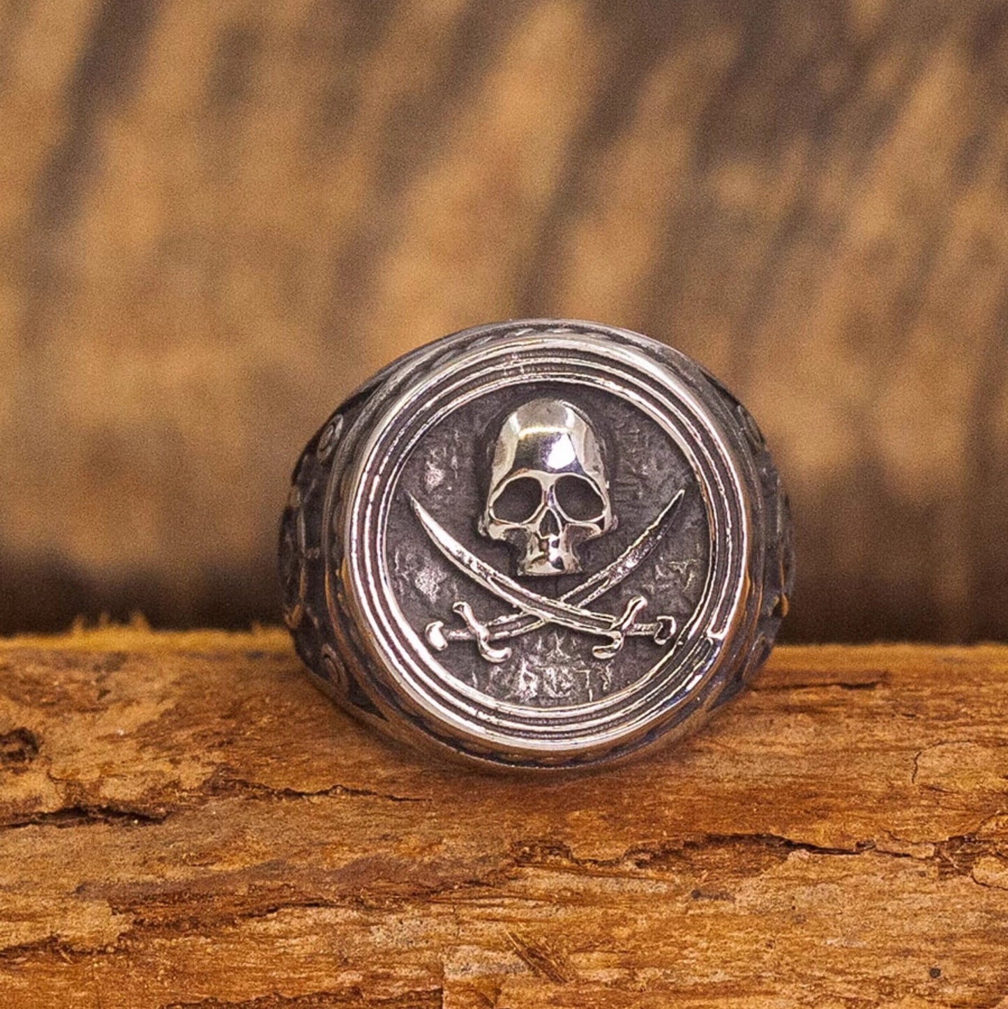 Kemstone Pirate Skull Signet Ring – Titanium Steel Vintage Punk NW-JZ107