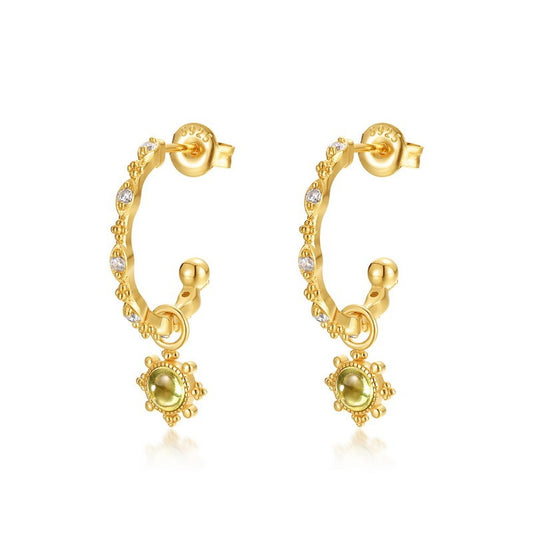Pendientes de gancho con flor de peridoto de diseño original hechos a mano por Kemstone para mujer - Plata de ley S925 bañada en oro de 10 quilates