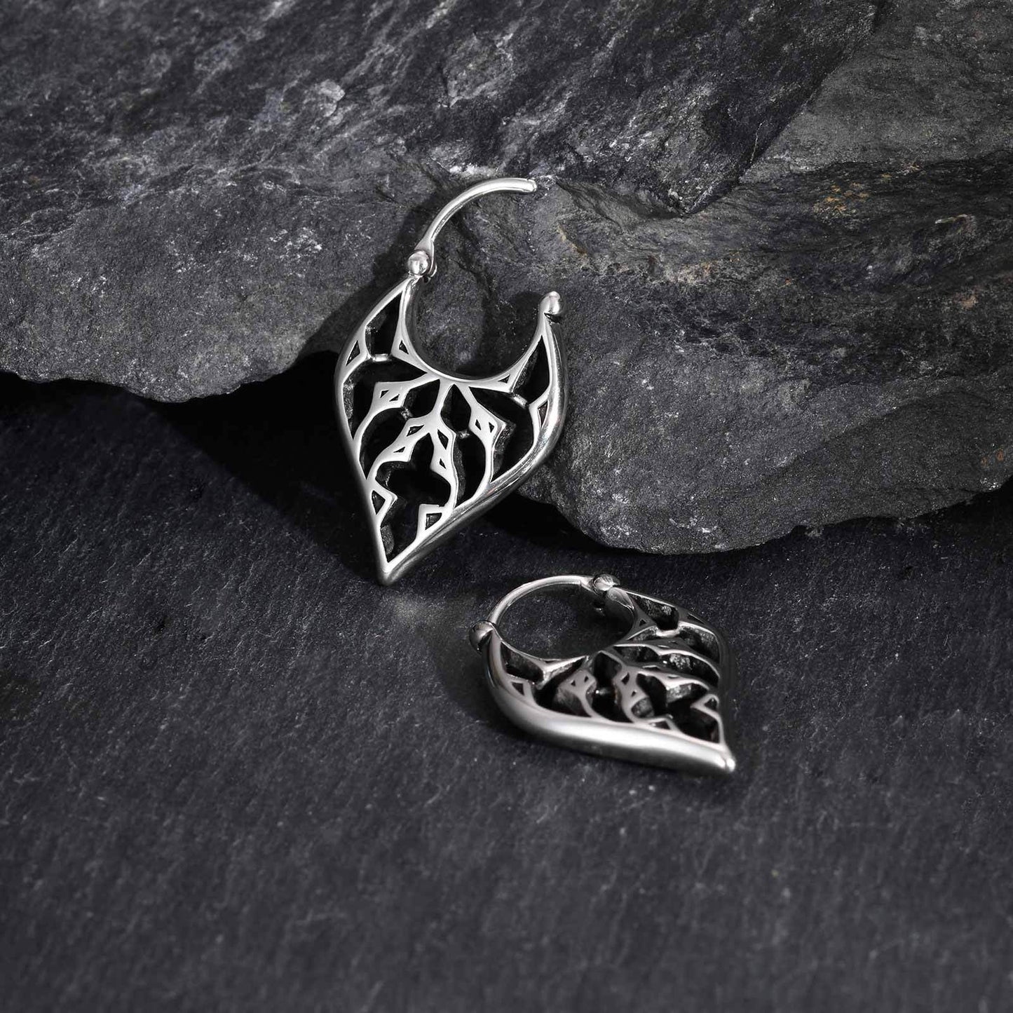 Kemstone Men’s Stainless Steel Leaf Hoop Earrings – Vintage Style EH-819