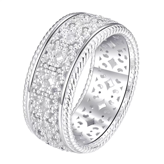 Anillo ligero tejido con diseño original artesanal de Kemstone: anillo vintage geométrico hueco inspirado en el encaje en plata de ley.