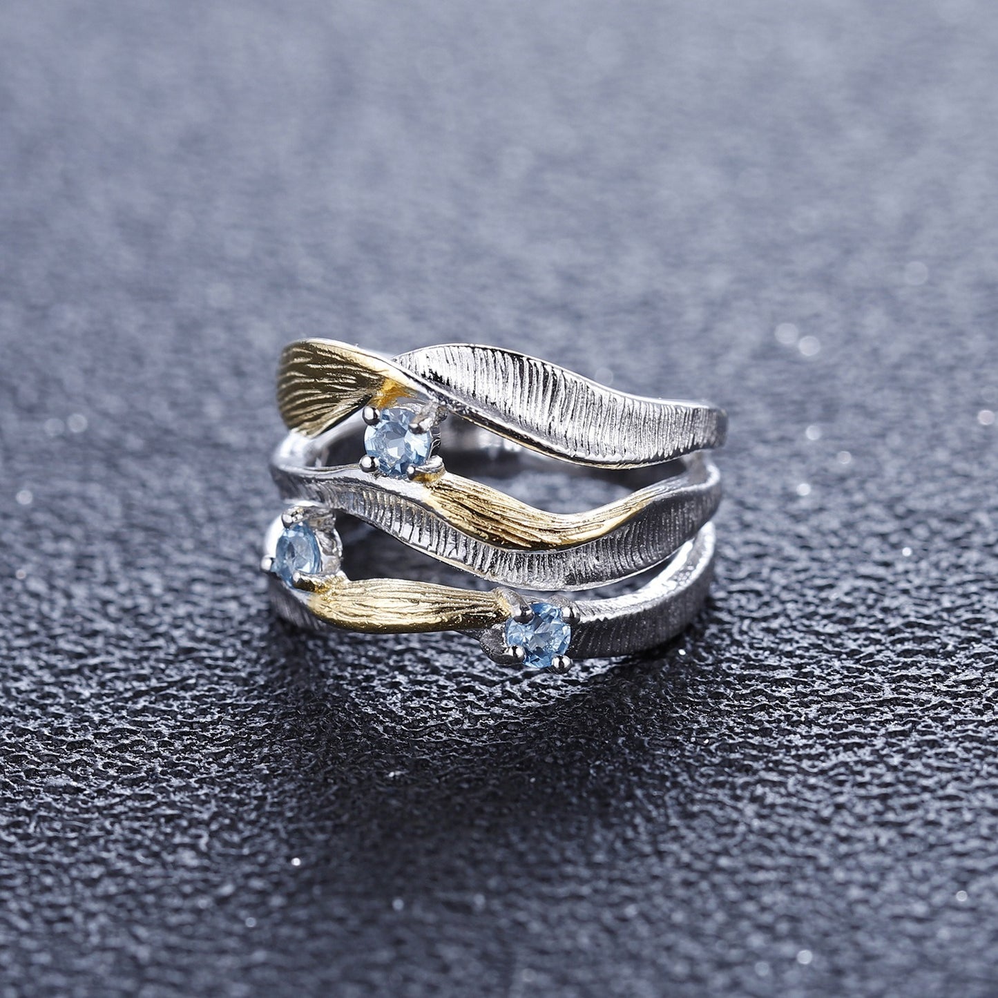Anillo de topacio azul suizo natural en plata de ley 925, diseño original artesanal de Kemstone