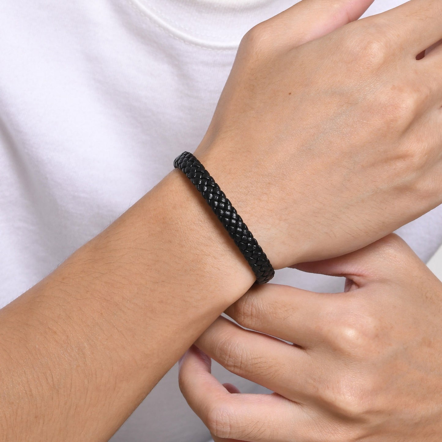 Kemstone Men’s Braided Leather Bracelet – Stainless Steel Black Clasp BL-674